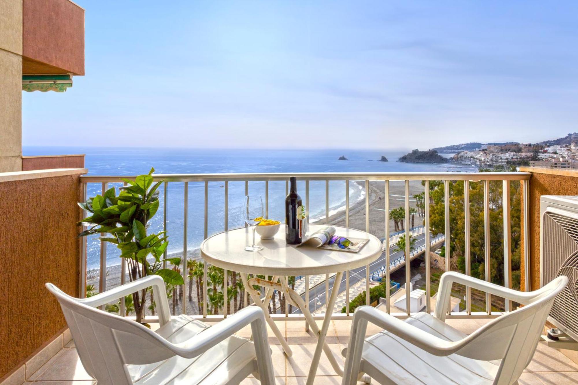 1004 - Beachfront Apartment On El Paseo, 4 Pers - Air Conditionning - Wi-Fi - Smart Tv Almunecar Exterior photo
