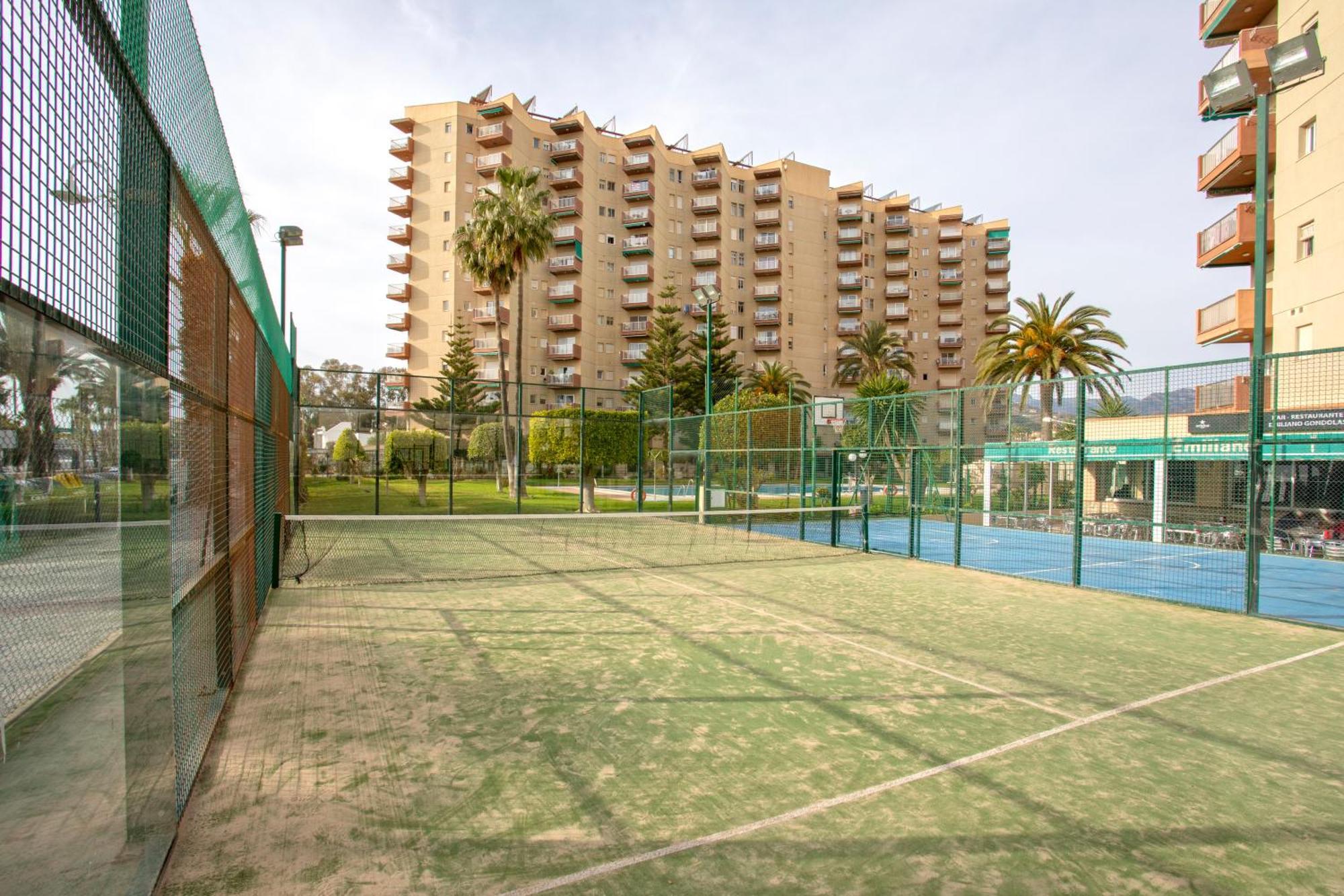 1004 - Beachfront Apartment On El Paseo, 4 Pers - Air Conditionning - Wi-Fi - Smart Tv Almunecar Exterior photo