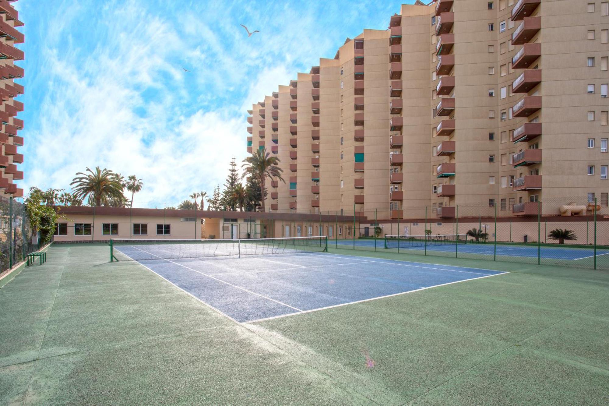 1004 - Beachfront Apartment On El Paseo, 4 Pers - Air Conditionning - Wi-Fi - Smart Tv Almunecar Exterior photo